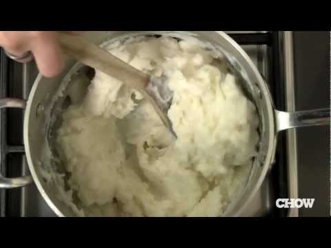 The Best Way to Reheat Cold Mashed Potatoes - CHOW Tip