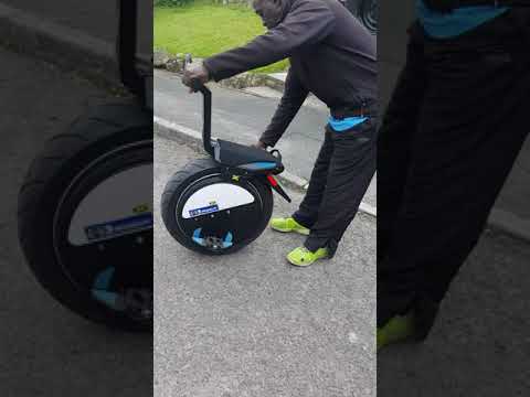 Elektrische scooter met één wiel